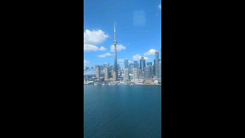 Landing at Toronto Island Billy Bishop City Airport