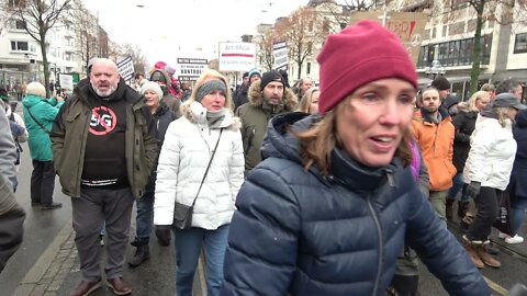 Frihetsmarschen Göteborg på väg mot Götaplatsen