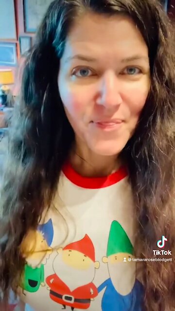 I’m overcoming my #gnome phobia #tamararoseblodgett