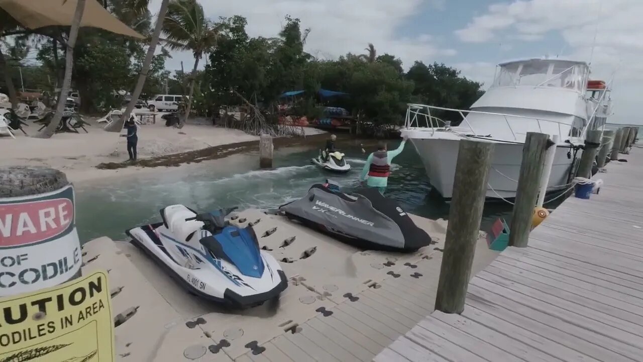 FAMOUS ROBBIE'S IN THE FLORIDA KEYS