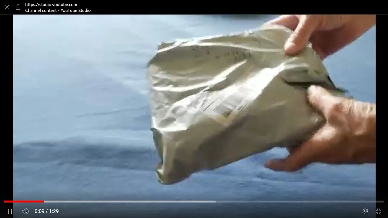 UNBOXING ITEM FROM WATCH WOMAN OF THE DRAGON! What is it??