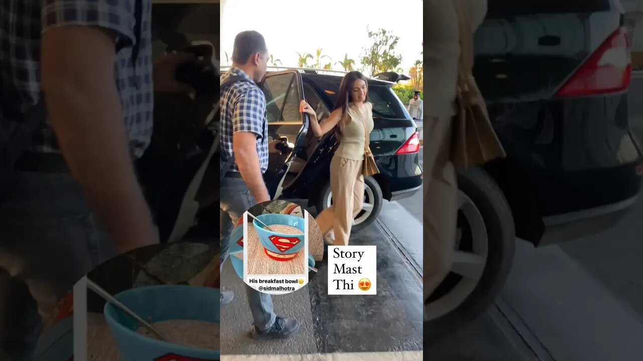Kiara advani at airport, paps complimented about her story 😀 #shorts #youtubeshorts
