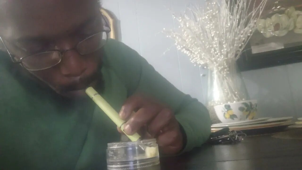 black garlic 🧄💨💨