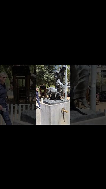 #Paseando▫️Monumento a Blancanieves 📌 Plaza de Gala Placidia 🌍 #Barcelona 🇪🇸