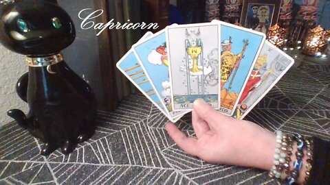 Capricorn October 2022 ❤️💲 ALL EYES ON YOU! A HUGE SHIFT IS COMING Capricorn! Love & Career #Tarot