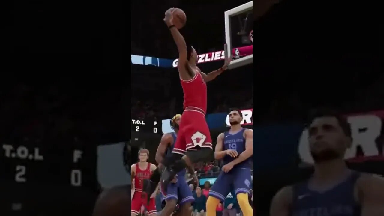 Unbelievable Dunk That Looks So Effortless