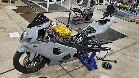 Cutting Up My Brand New $550 Fairings! Titanium Exhaust & Aircraft Stripper | GSXR600