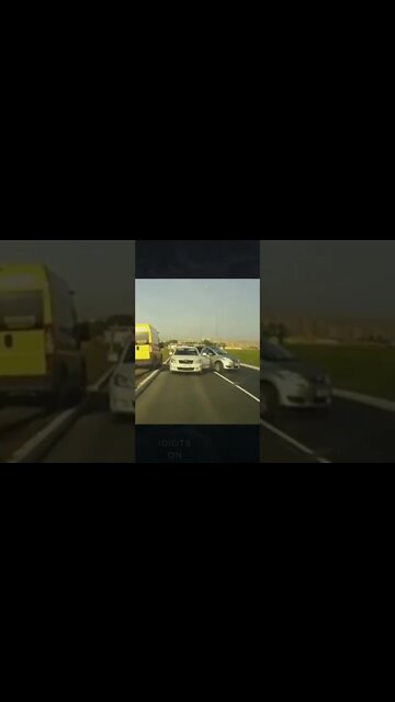 Interesting traffic situation #shorts #mybloopers