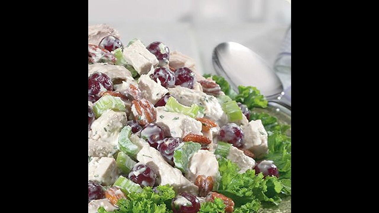 Grape-Pecan Chicken Salad