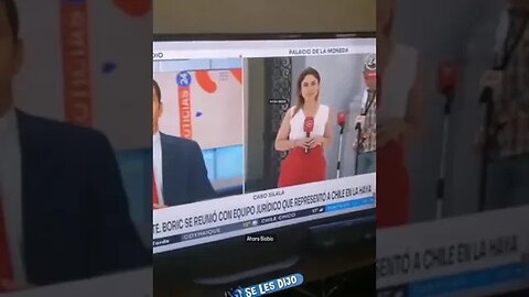 Mundo de conspiración. Glitch en la matrix en noticiero. #asgt