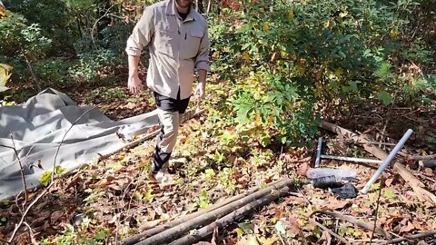 Jungle loft bed & shelter built with single canvas tarp solo overnight /12