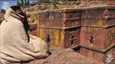 Lost Footage of Africa Found That Proves An Advanced Civilization Has Been Hidden for Centuries(1)