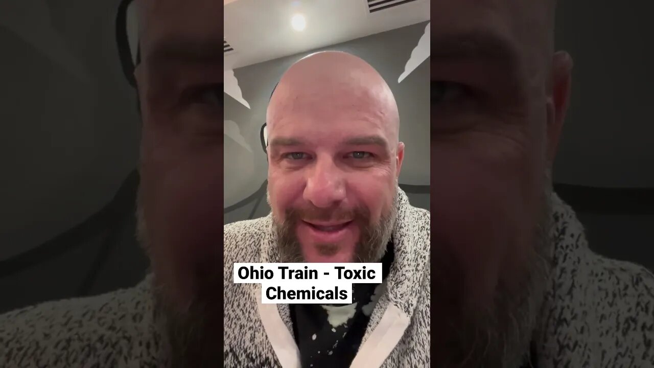 A train derailed in Ohio and spilled toxic chemicals #shorts 
