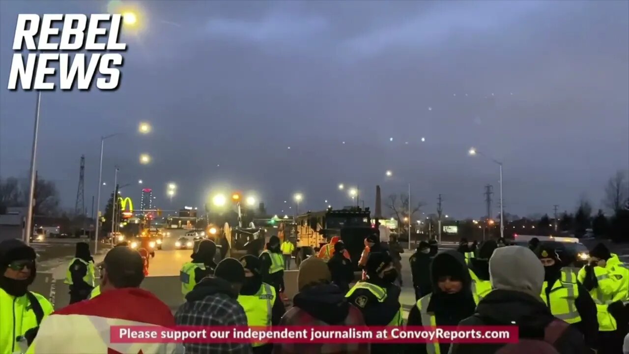 🇨🇦 Ambassador Bridge POLICE CONCRETE BARRIERS