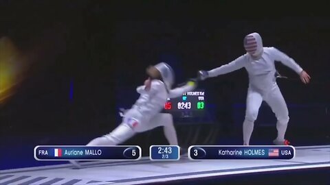 Epee Fencing - Impeccable timing! | Mallo A vs Holmes K