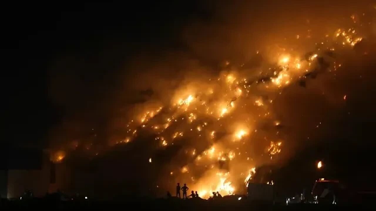 !~🚨INFERNO🌋ALERT🚨~!AN ENTIRE MOUNTAIN NOW SPONTANEOUSLY COMBUSTS(!)24 MILLION CUBIC METERS ENGULFED!