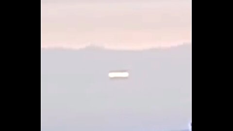 UFO Caught on Video over Iquique, Chile