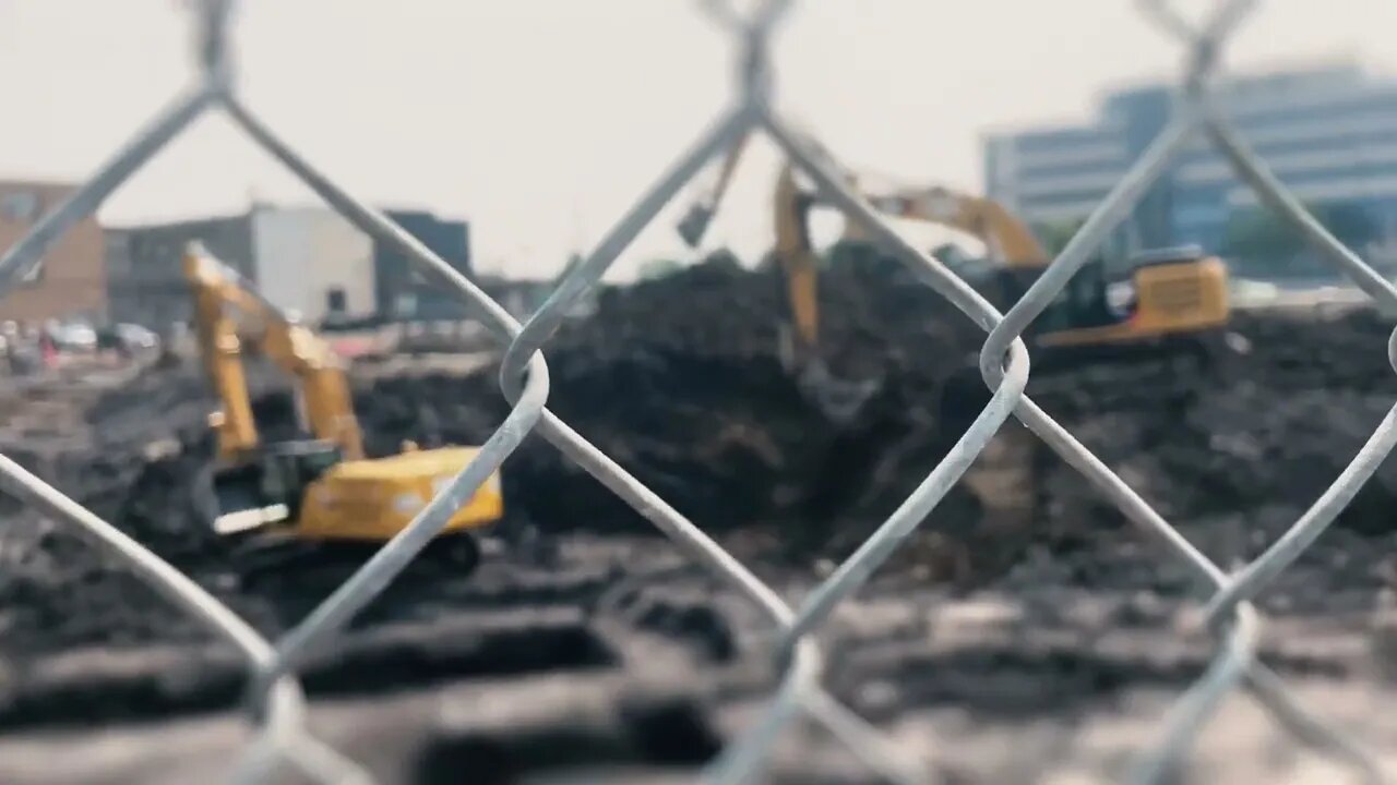 Army of Construction tractor Non-stop Le triangle development