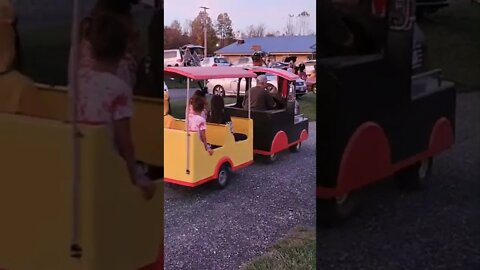 Railfanning at Becky's Drive In