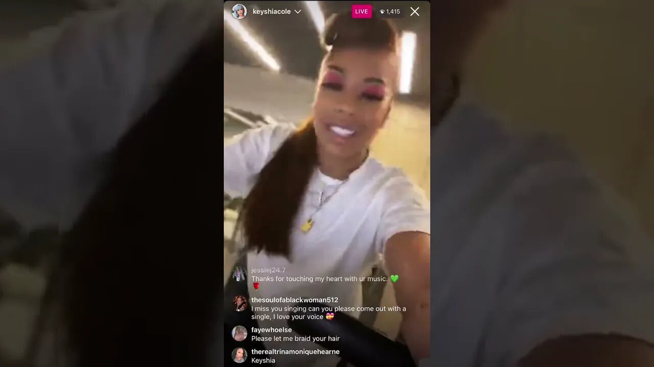 Keyshia Cole On Instagram Live Hitting the treadmill in the gym Gassed Out 11.02.23.