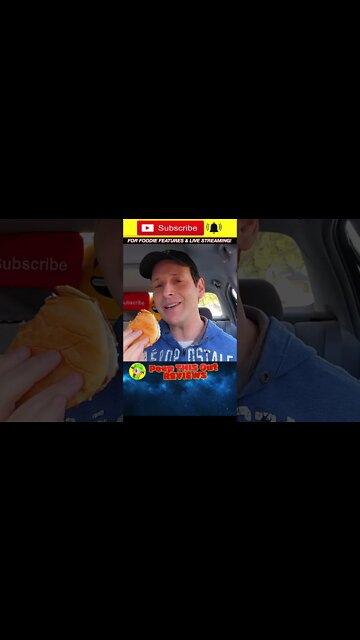 Is The ITALIAN ROYAL CRISPY CHICKEN SANDWICH at #BURGERKING Worth It?! Peep THIS Out! 🕵️‍♂️ #shorts