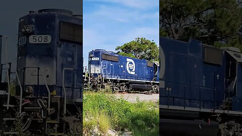 FEC-105 returning north as 206 at Port Orange. Don't blink... lol 😁🚦 #railfanrob #fec