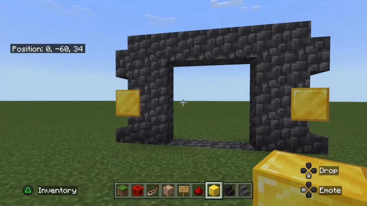 Custom Simple 3x3 Key Door | Minecraft Bedrock