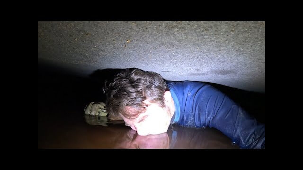 Stuck Alone In A Cave - Anxiety Warning!