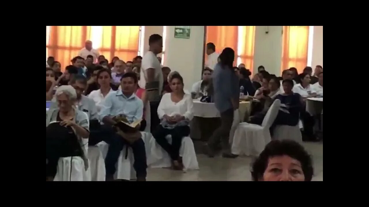 La familia, Padre Luis Toro.