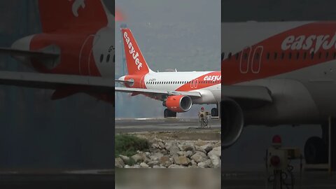 A319 Turn Around on Small Runway at Gibraltar