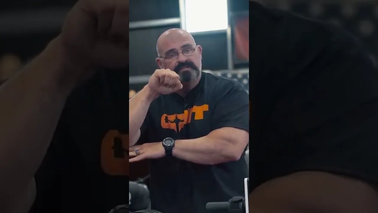 Where Do My Elbows Go During the JM Press❓#shorts