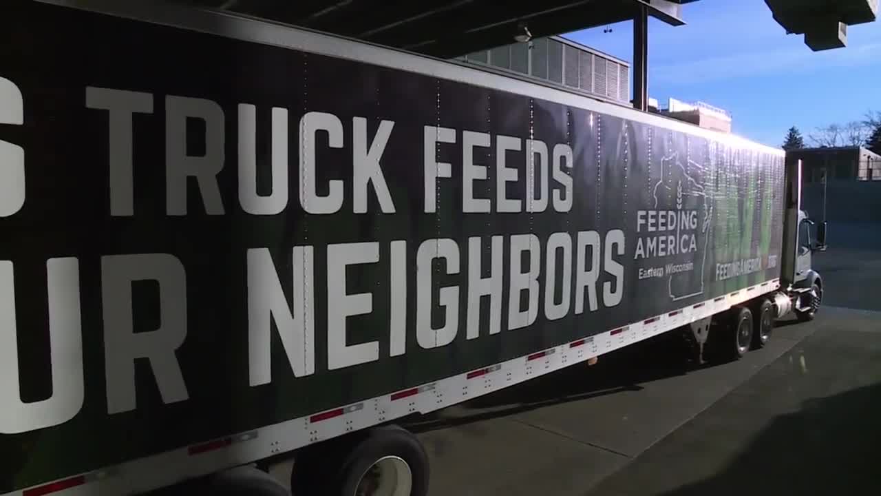 Lambeau Field to store food for Feeding America