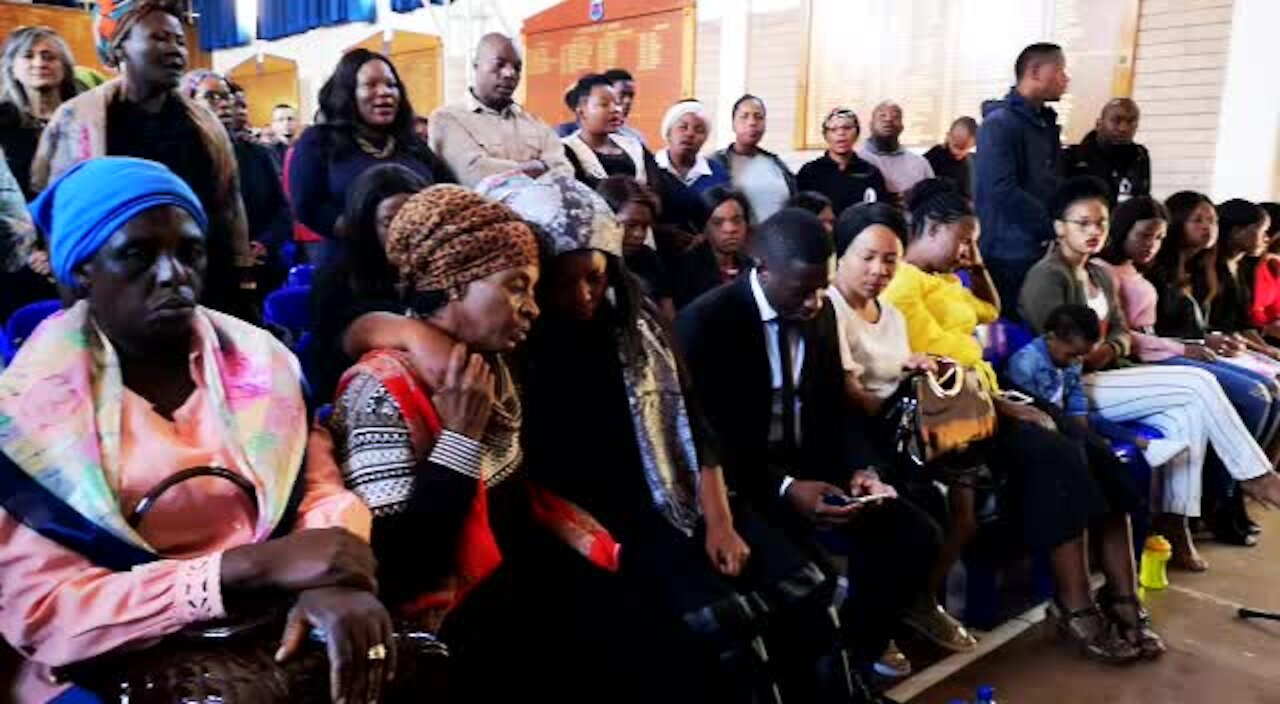 SOUTH AFRICA - Johannesburg - Memorial service for Kulani Mathebula (Video) (izC)