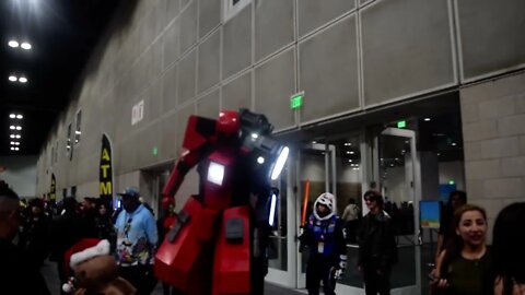 MECHA-DEADPOOL!!! HOLY SH*T! #lacomiccon 2022