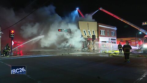 Community reacts to collapse of Oshkosh bar