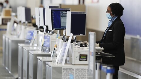 United To Cut Jobs In October, Asks Employees To Consider Leaving Jobs
