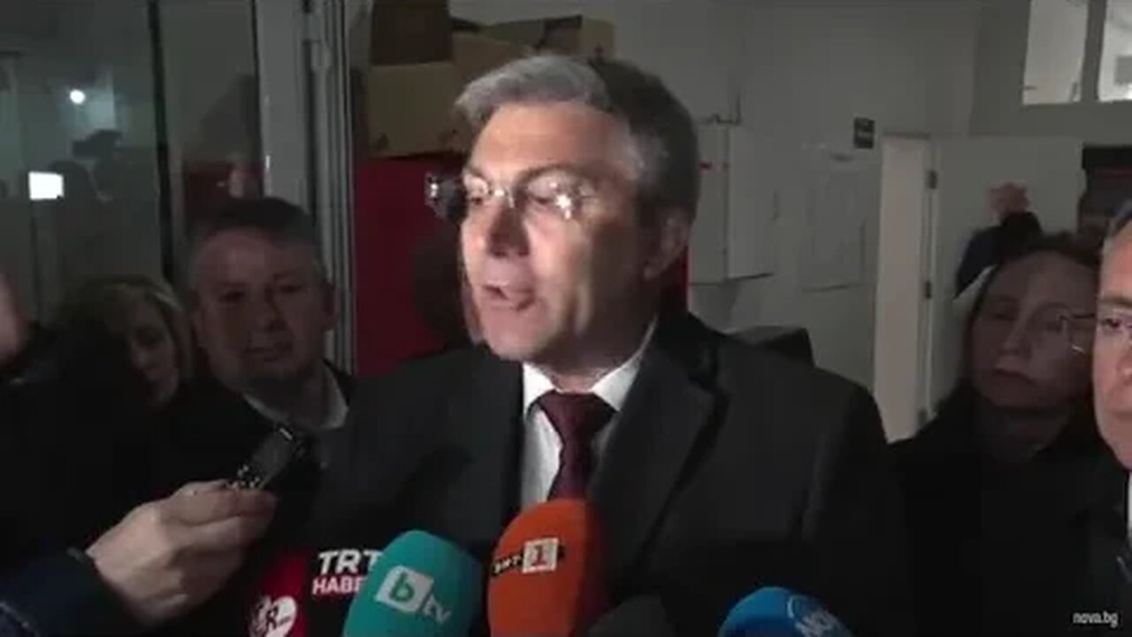 мустафа к. гласува