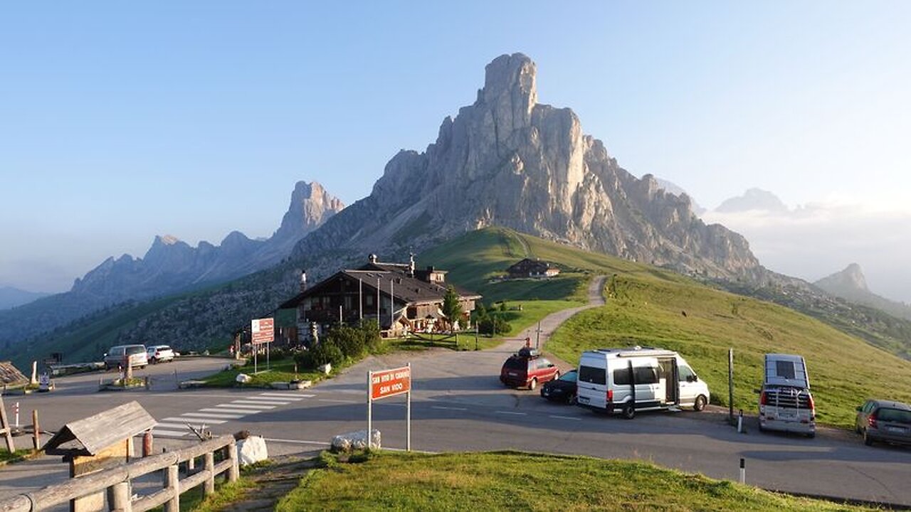 How to Get to Passo Giau in the Dolomites and What to Do There