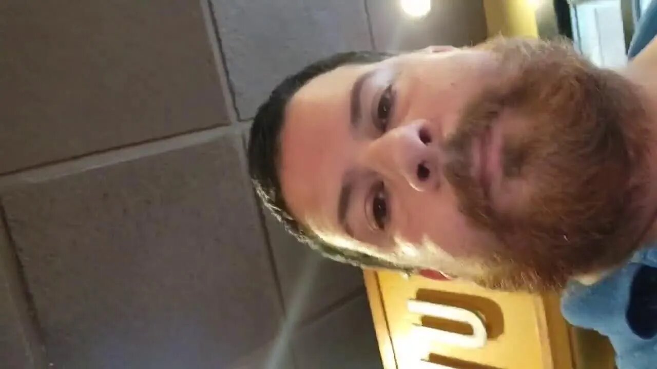 officially 31 free breakfast hypeb
