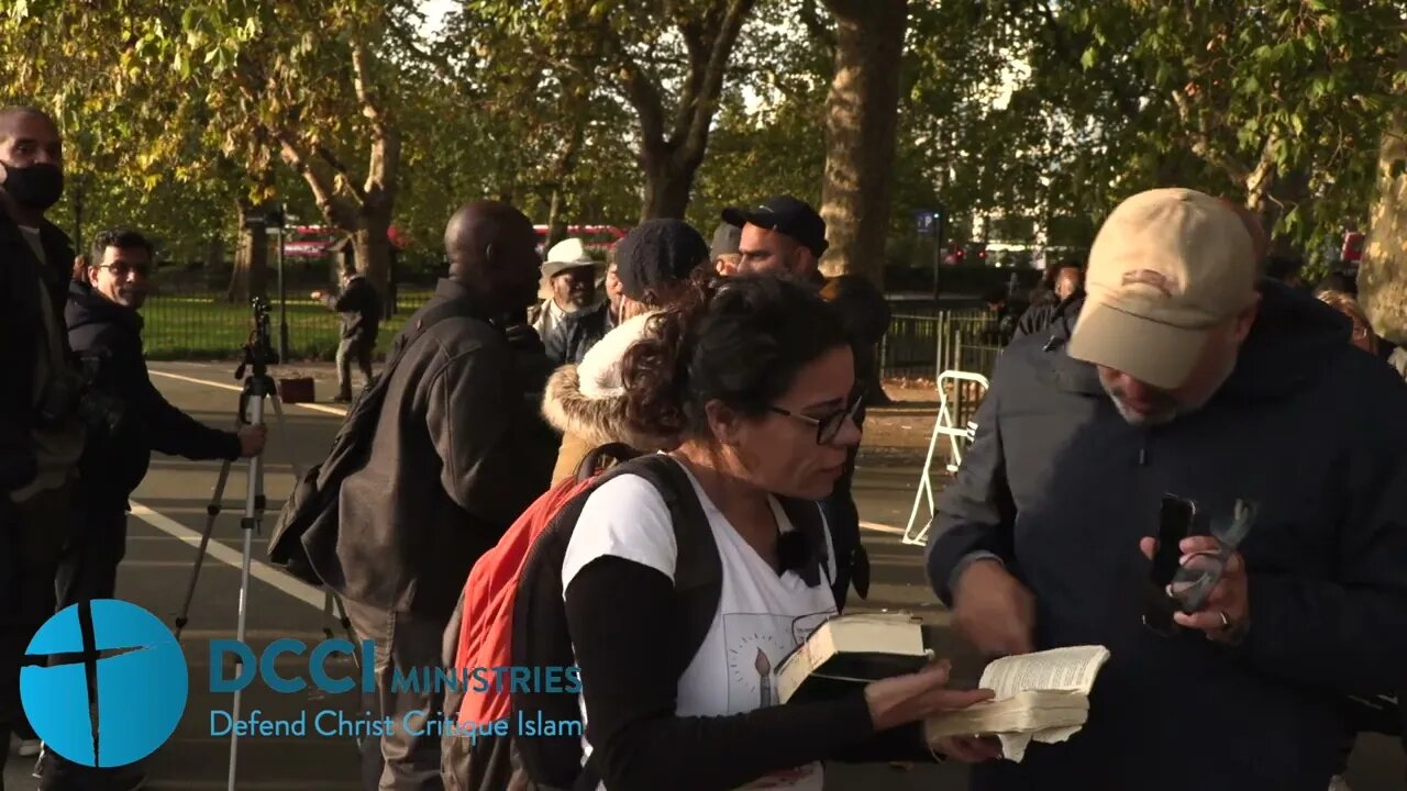 Why Are You a Muslim || The Truth About Slavery in Islam & Different Qurans || Speakers Corner