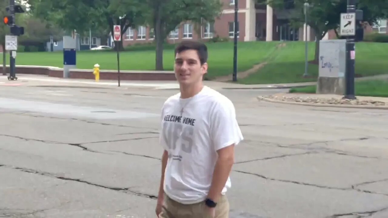 Meet the Move In Volunteer at Akron U
