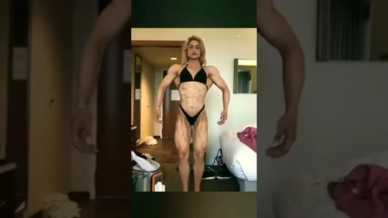 Female muscle flexing 💪#shorts🔥