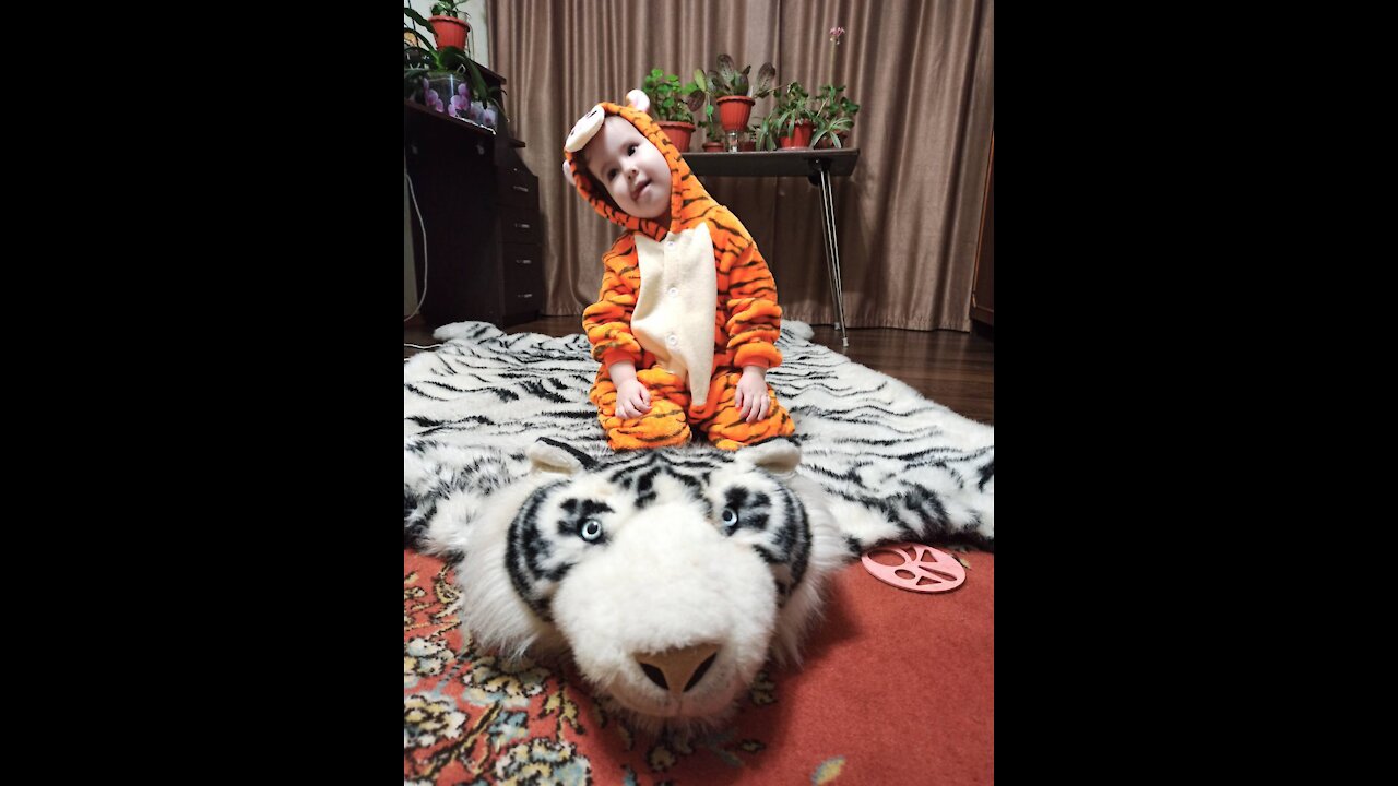 Daddy's Tiger Cub ))))