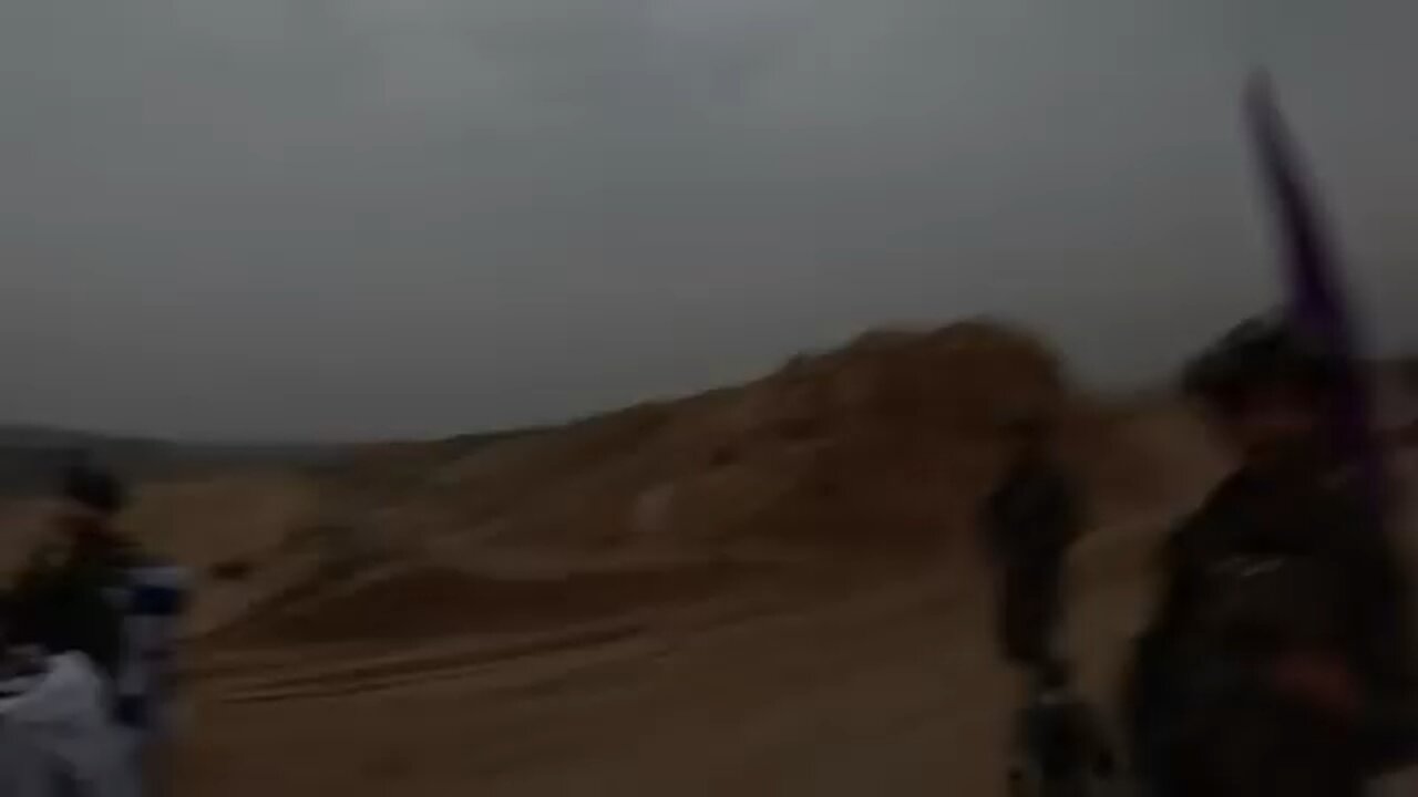 IDF Soldiers praying to Hashem after leaving Gaza