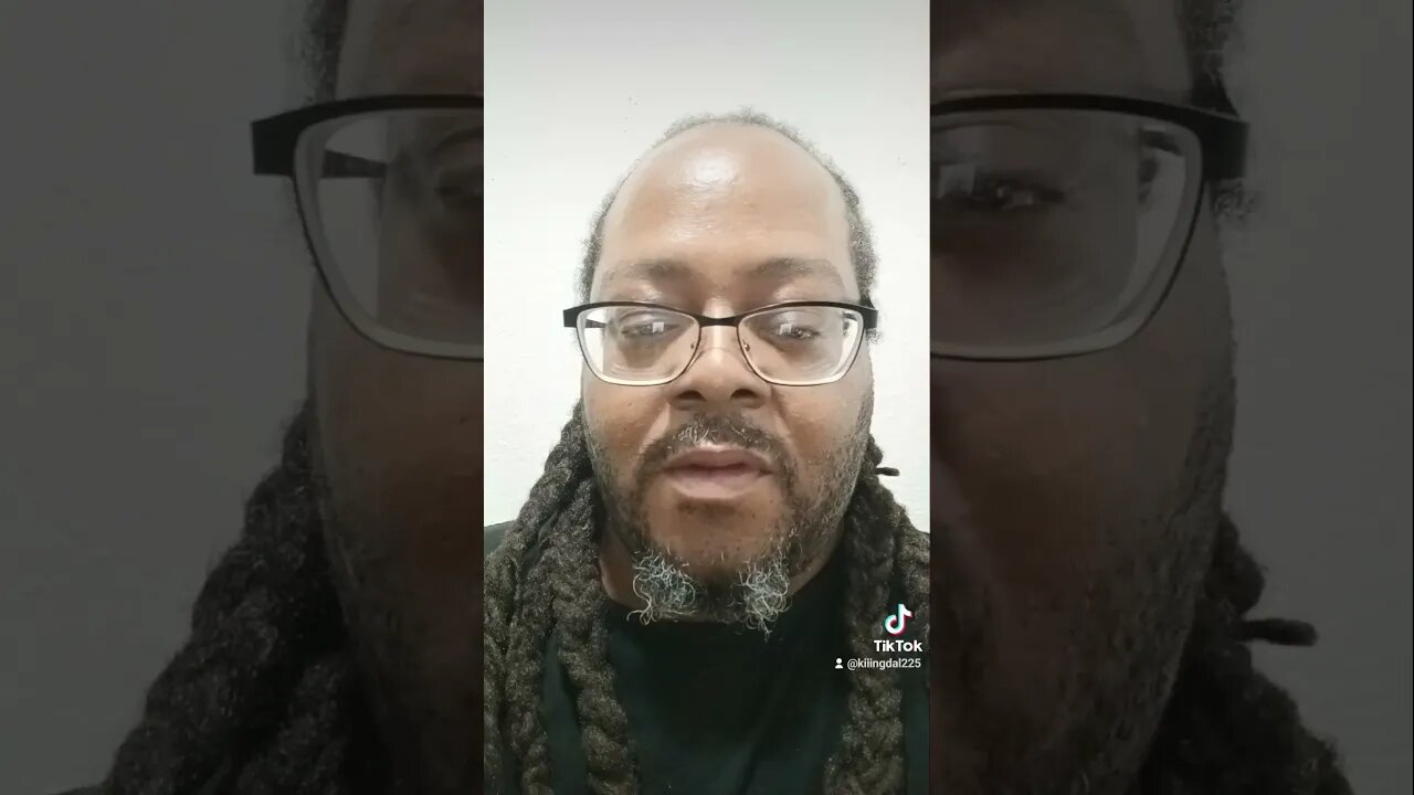 He Ain’t No Simp: Chick Compliments A Man During His Set At The Gym & This Was His Reaction!