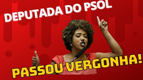 Deputada do PSOL critica o presidente Bolsonaro e passa vergonha ao vivo.