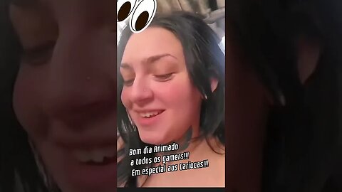 Bom dia alegre no meio do caos! 😄🔫