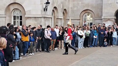 A very loud move away from the arches #horseguardsparade