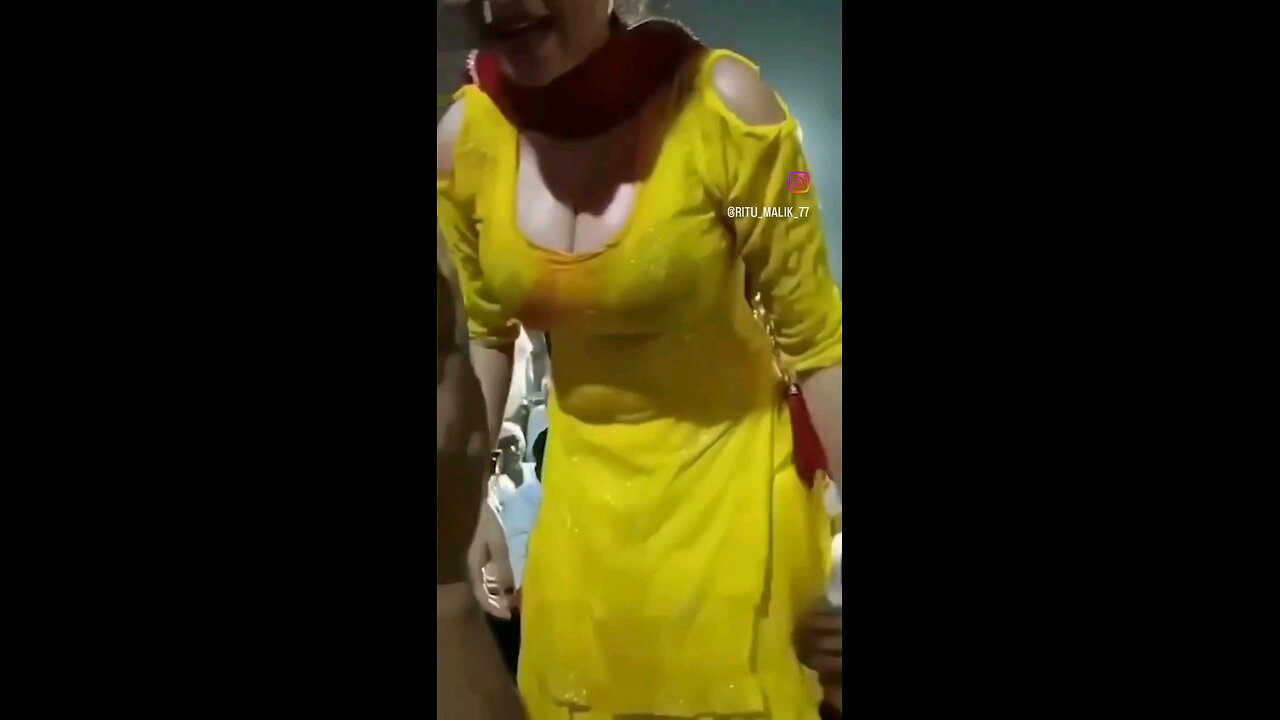 super sexy dance in public