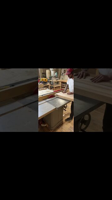 Creating a Stunning 3D Chevron Pattern #shorts #woodworking